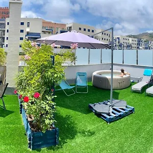 Apartamento ático De Lujo 90m De Terraza Y Jacuzzi Privado En Cabria, Almuñecar, Almuñécar